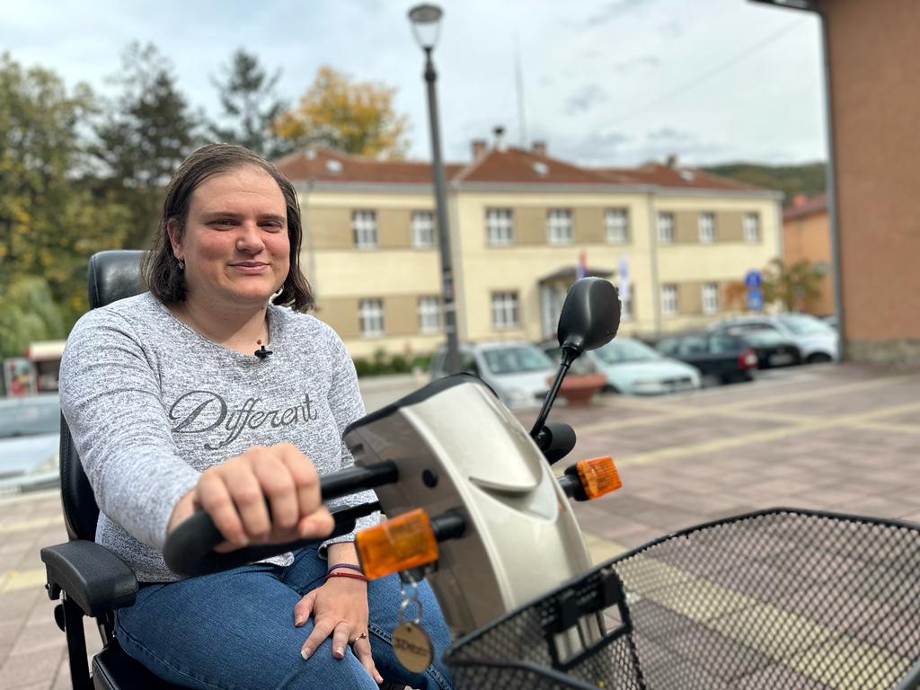 Драгана из Ивањице је пример ОСИ којој средина у којој живи пружа светао поглед на свет